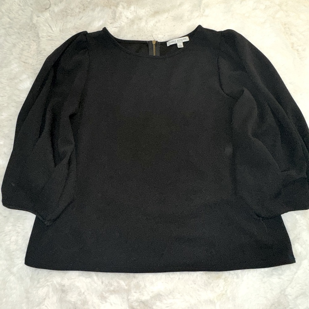 Black Blouse with mid-length Ballon Sleeves